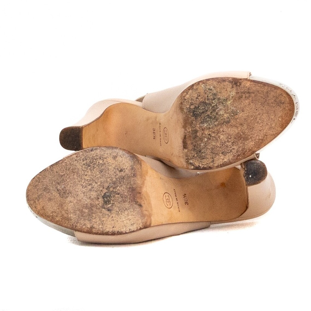 Chanel Women's Beige Leather CC‎ Slingback Heels Size 37.5/US7.5 - Picture 7 of 14